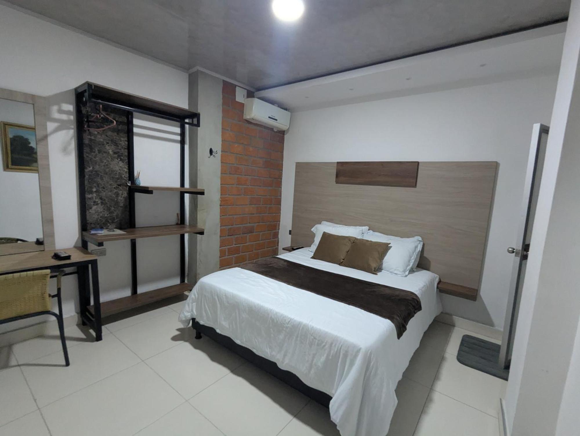 Hotel Light Plaza 아과치카 외부 사진
